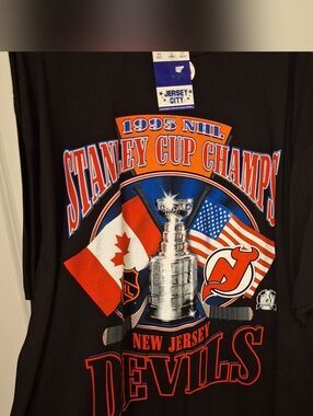 New Jersey Devils 90s XL T-Shirt NWT